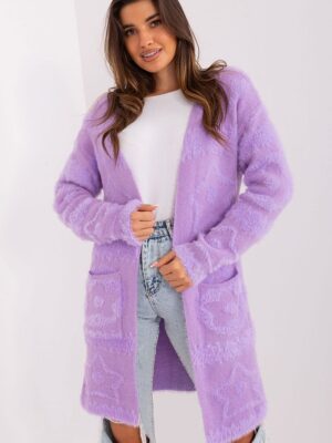 Cardigan model AT