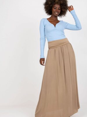 Long skirt model Och Bella