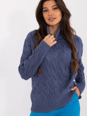 Turtleneck model AT