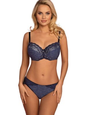 Padded bra model Vena