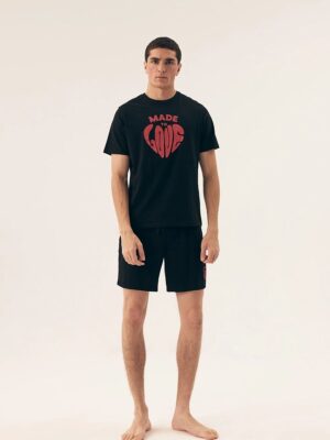 Pyjama model Henderson