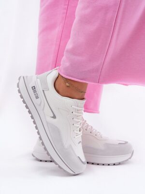 Sport Shoes model Step in style