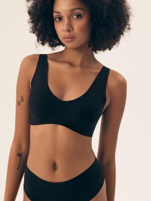 Padded bra model Henderson
