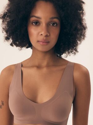 Padded bra model Henderson
