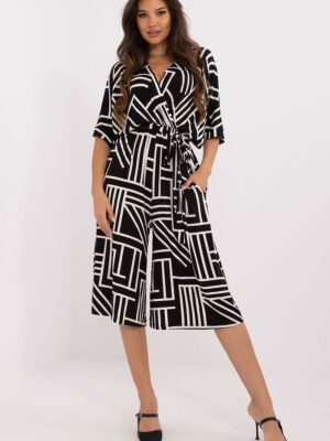 Suit model Lakerta