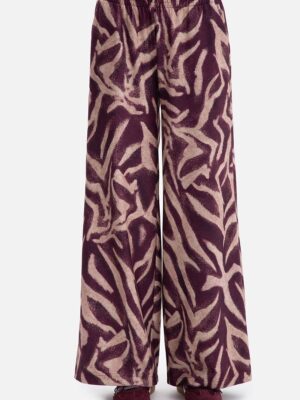 Women trousers model BeWear