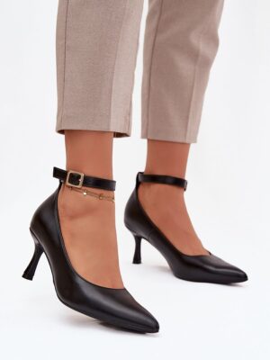 High heels model Step in style
