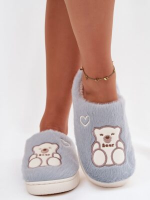 Slippers model Step in style