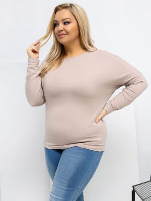 Plus size blouse model Relevance