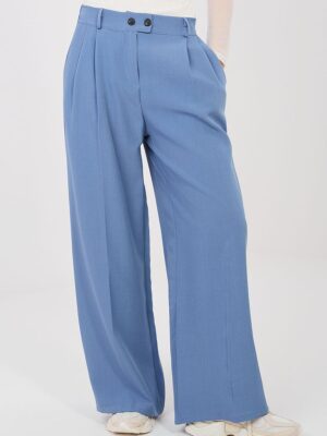 Women trousers model Rue Paris