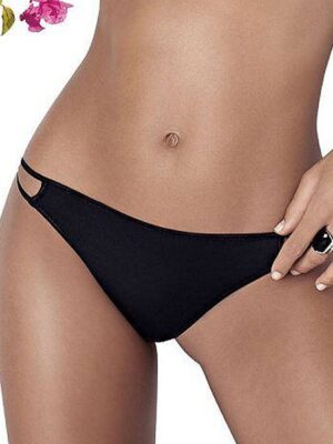 T-backs model Mat
