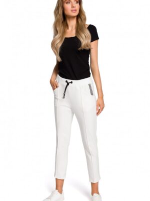 Women trousers model Moe