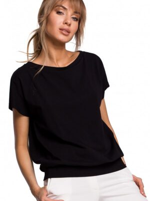 Blouse model Moe