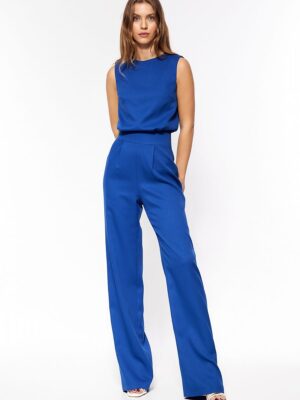 Suit model Nife
