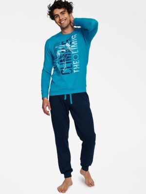 Pyjama model Henderson