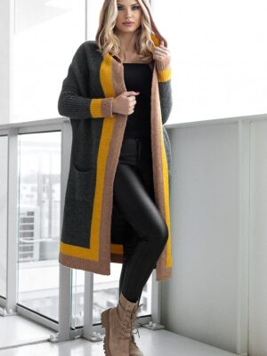 Cardigan model PeeKaBoo