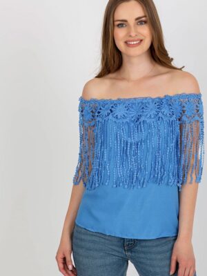 Blouse model AT