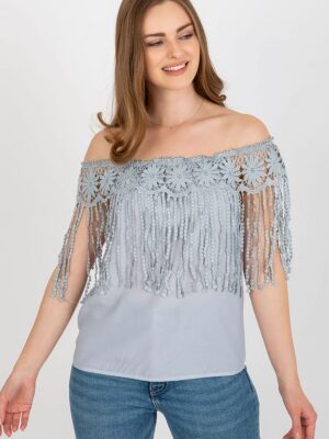 Blouse model AT