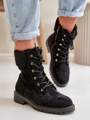 Bootie model Step in style