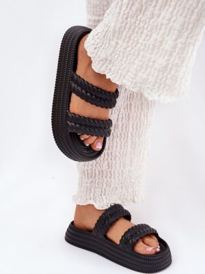 Platform sandals model Step in style