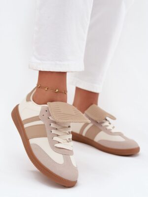 Sport Shoes model Step in style