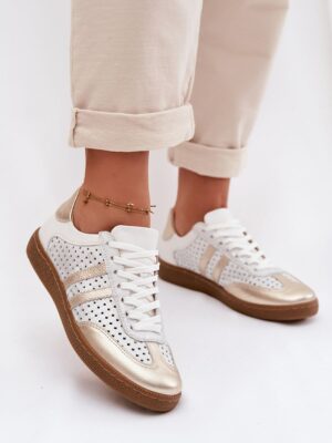 Sport Shoes model Step in style